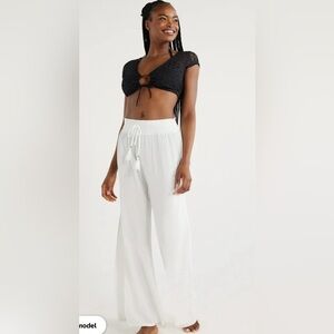 Time and Tru White Wide Leg Pants with Elastic Waistband